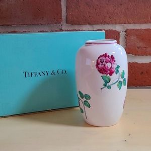 Tiffany & Co. Strasbourg Flowers Vase